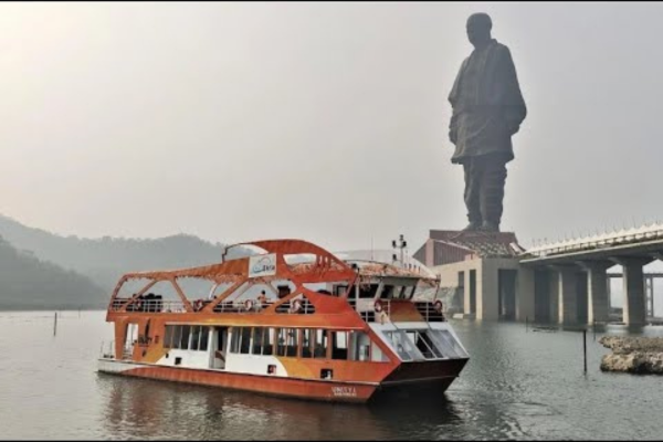 Ekta Cruise